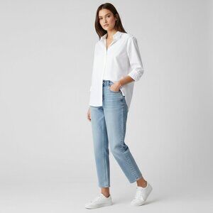 American Eagle High-Waisted "Mom Jean" Denim Size 6R